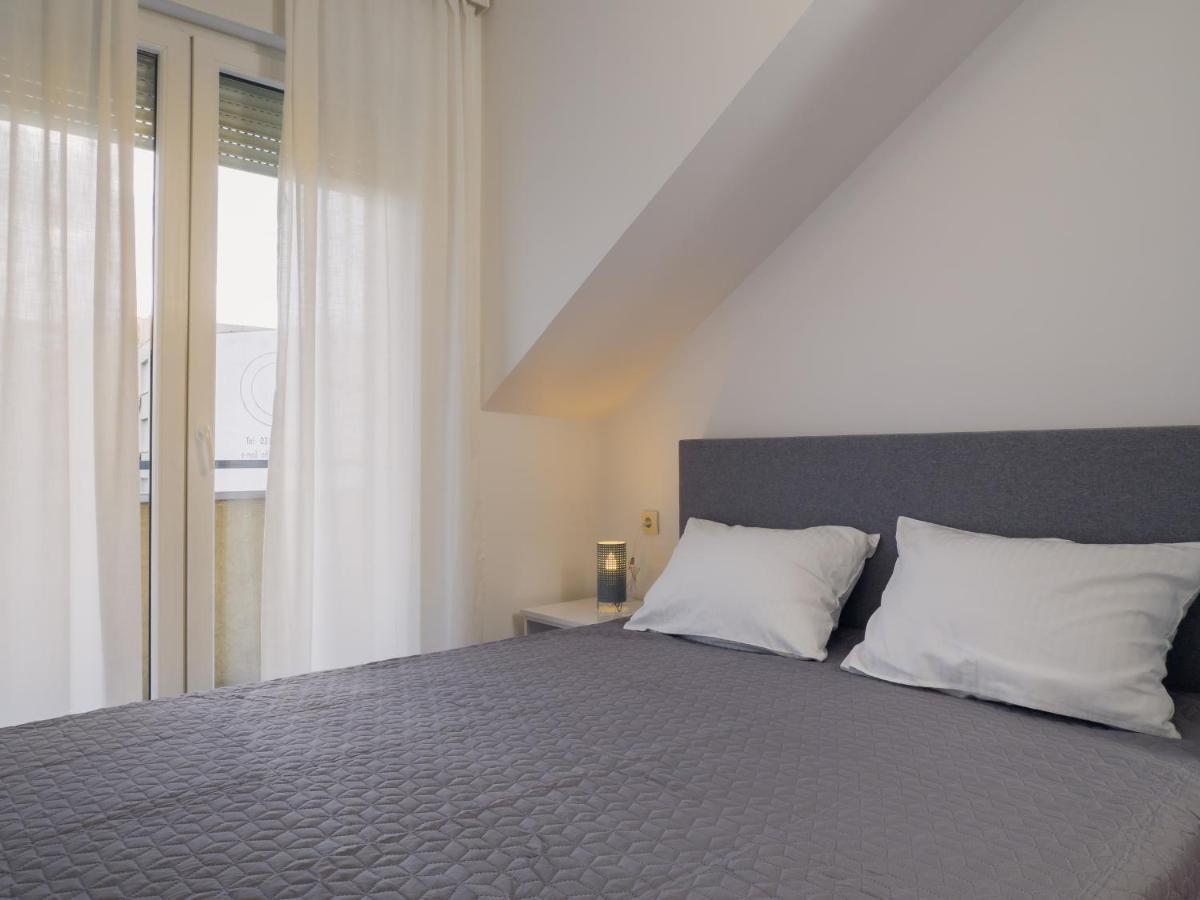 Apartment Neo 2 Free Parking Novi Sad Eksteriør bilde